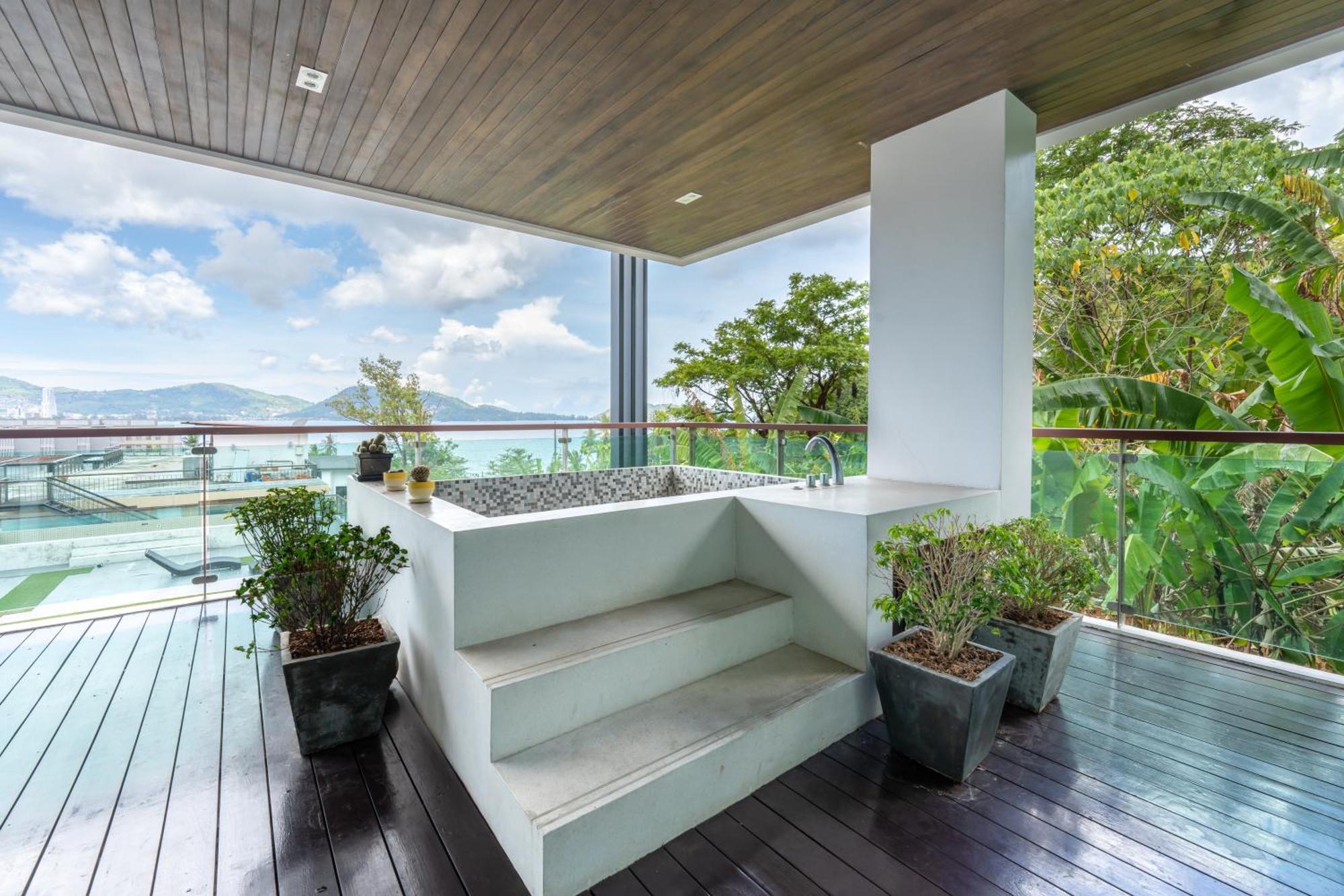 The Privilege Residence Patong Экстерьер фото