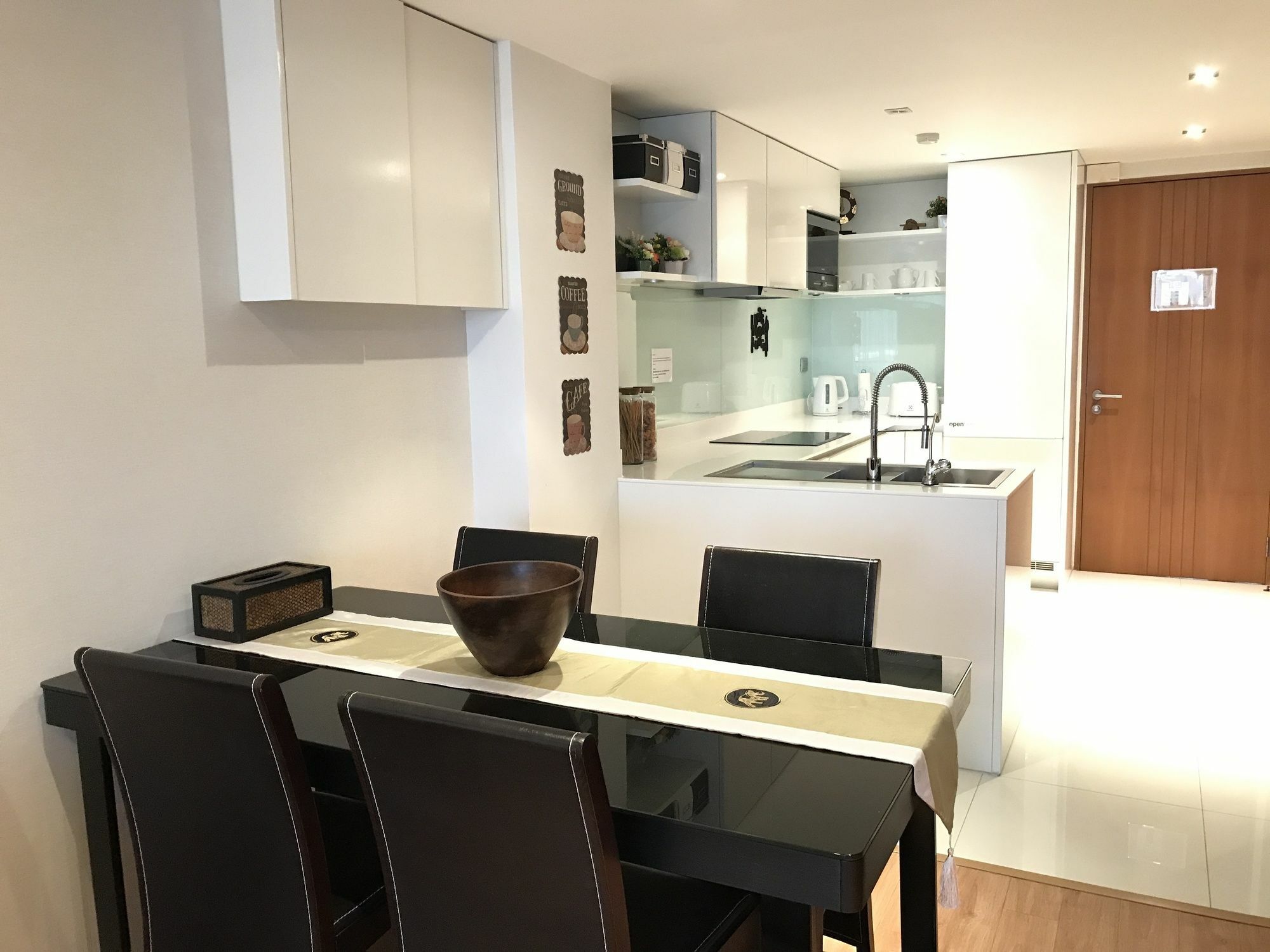 The Privilege Residence Patong Экстерьер фото